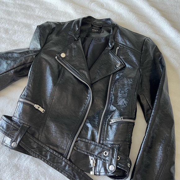 Only shiny pleather jacket - Picture 6 of 7